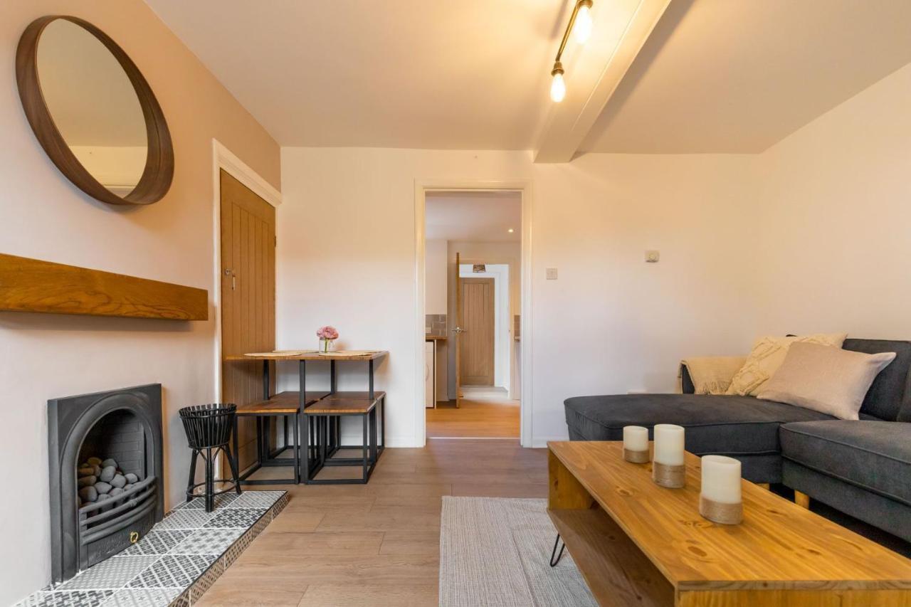 Abbey Farm Cottages 伯克顿 外观 照片